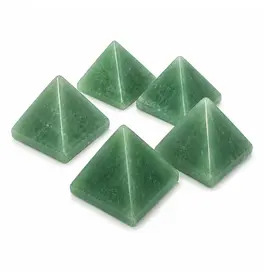 Green Adventurine Pyramid 4cm 