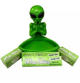 Praying Alien Green Rolling Bundle