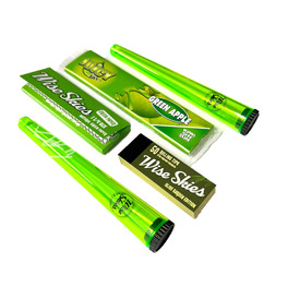 Wise Skies Mini Green Rolling Paper Set