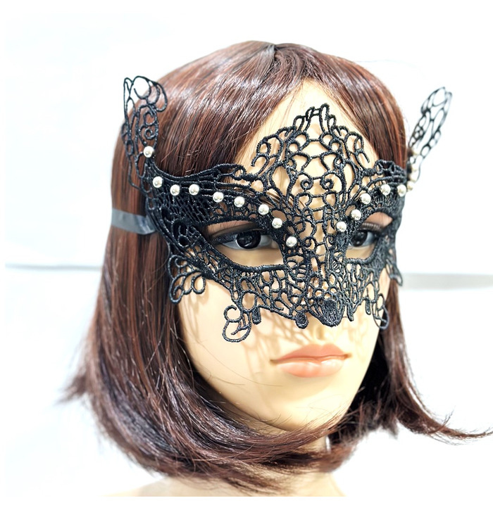 Silver Beaded Lace Mask